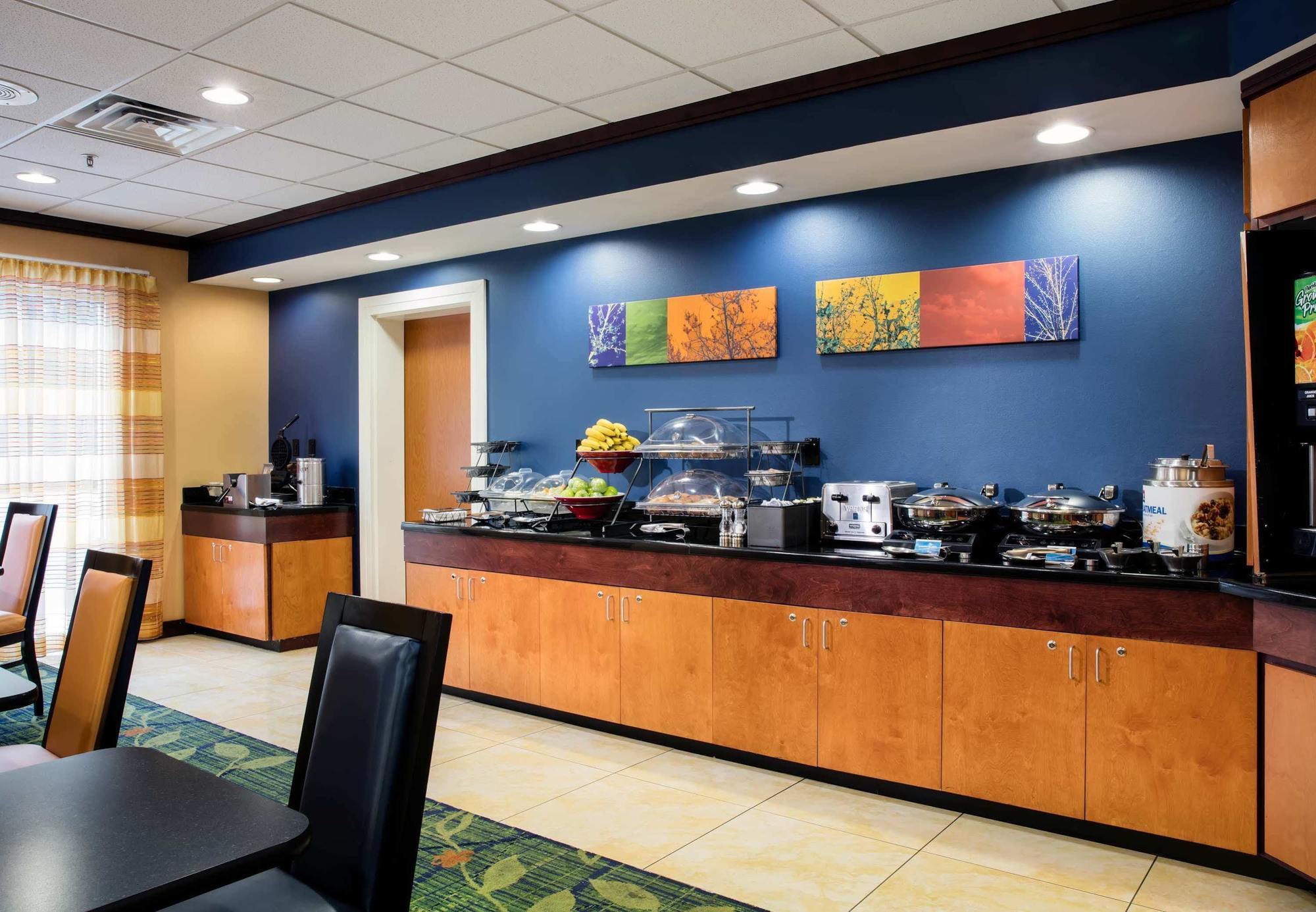 Fairfield Inn And Suites By Marriott Lakeland Plant City Exterior foto
